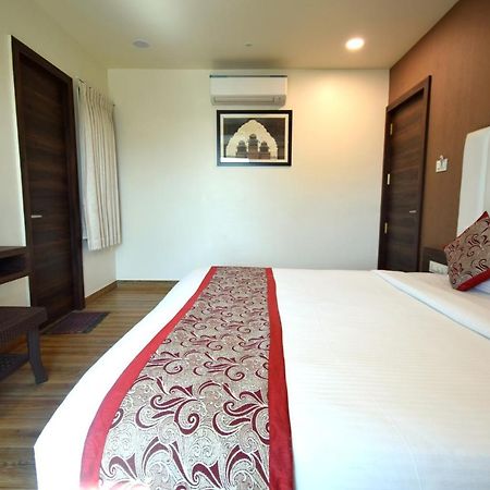Hotel Fun Park Sanand Luaran gambar