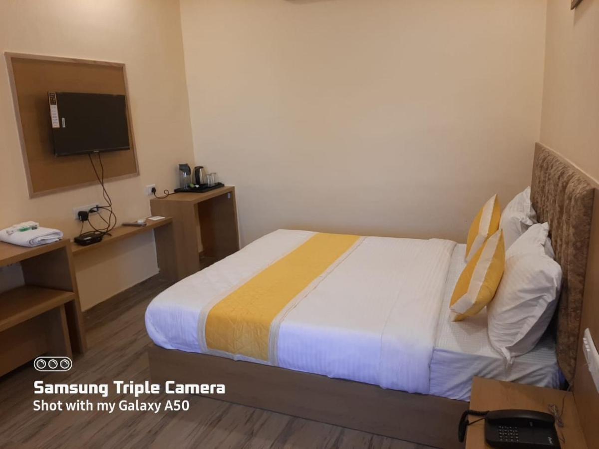 Hotel Fun Park Sanand Luaran gambar