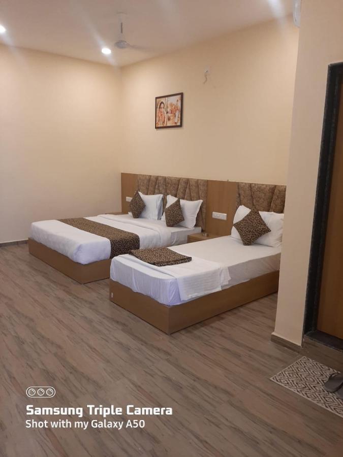 Hotel Fun Park Sanand Luaran gambar