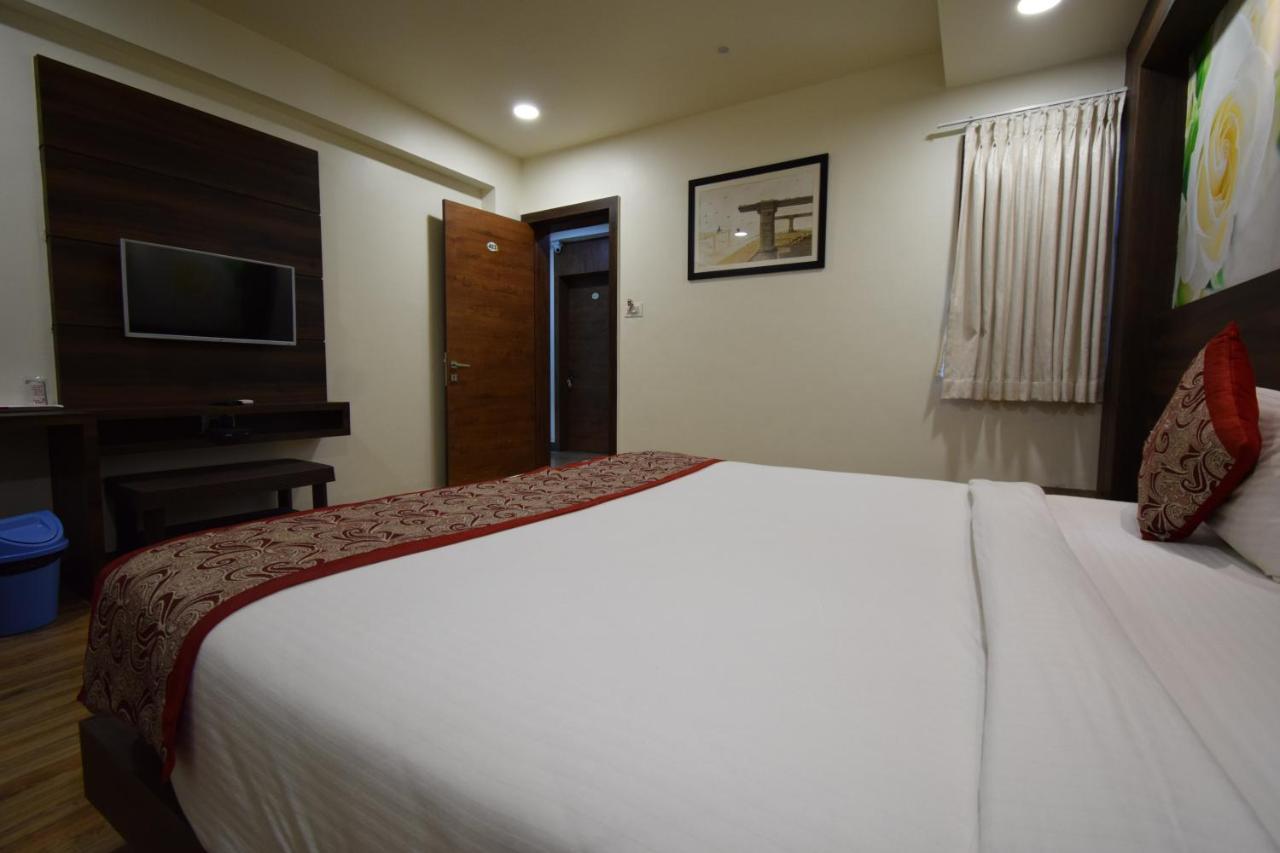 Hotel Fun Park Sanand Luaran gambar