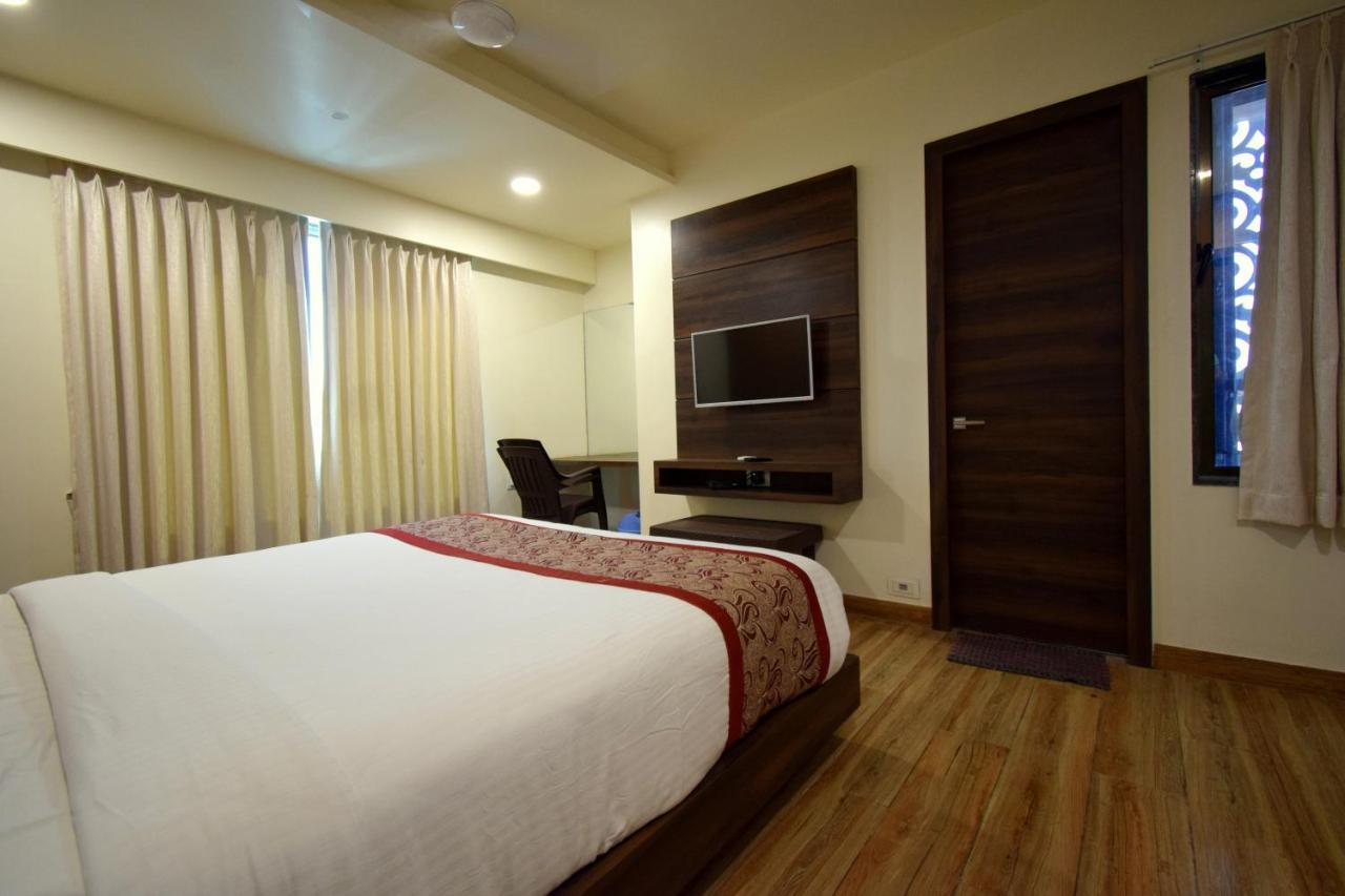 Hotel Fun Park Sanand Luaran gambar